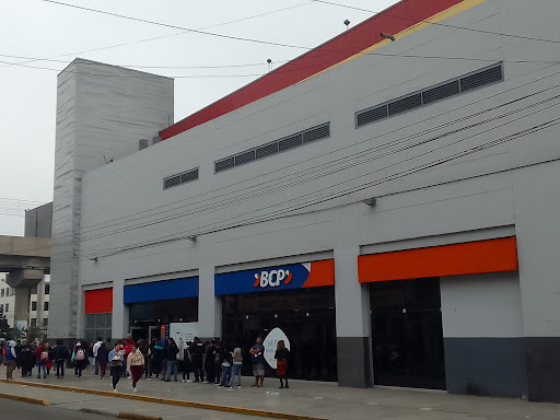 BCP Av. Metro Wiesse