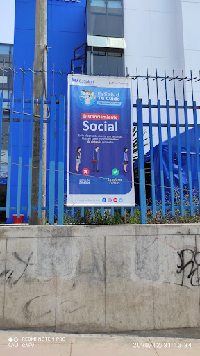 Hospital EsSalud Uldarico Rocca Fernández