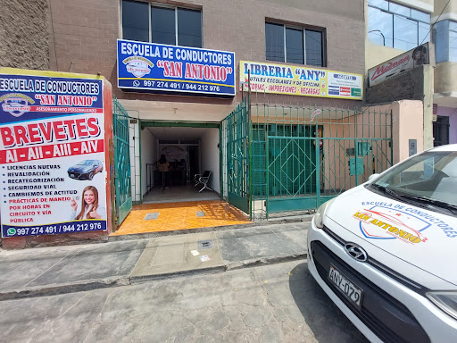 ESCUELA DE CONDUCTORES SAN ANTONIO