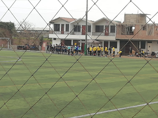 Cruce del Distrito de Pachacámac