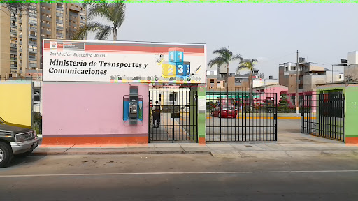 Institución Educativa Ministerio de Transportes y Comunicaciones