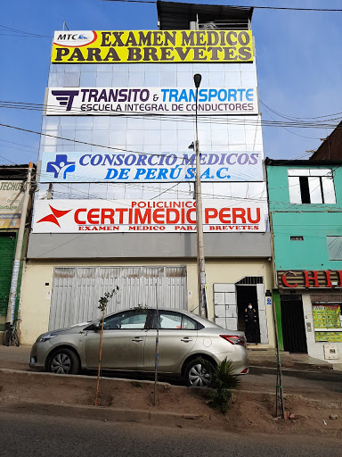 Escuela de Conductores Tránsito y Transporte